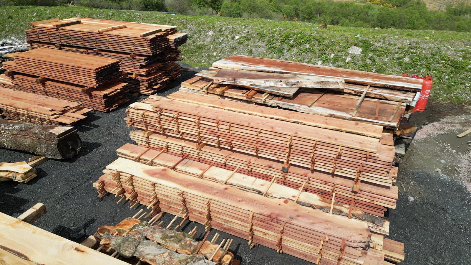 Timber stacked with spacers